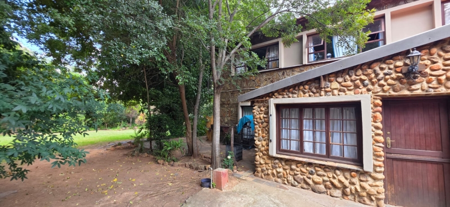 4 Bedroom Property for Sale in Songloed North West